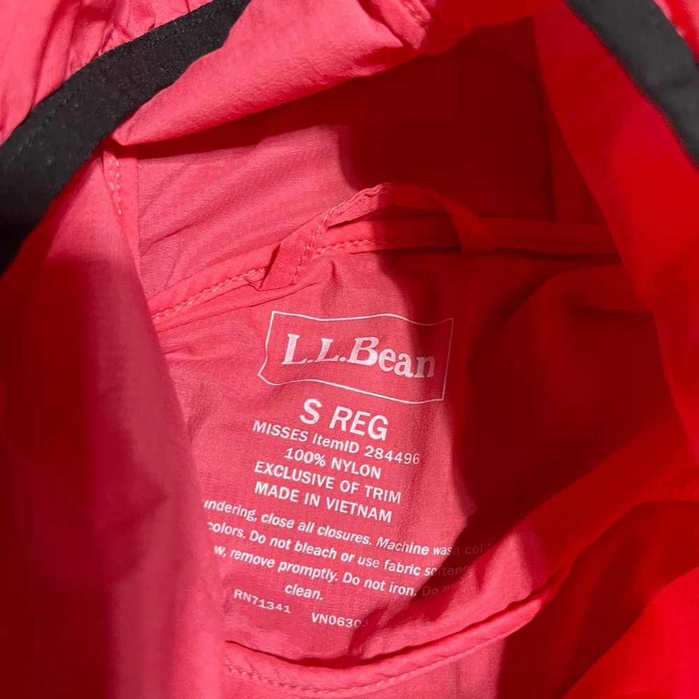 LL Bean Jacket Womens Small Pink Hooded‎ Windbreaker Water Resistant Reflective - Picture 4 of 5